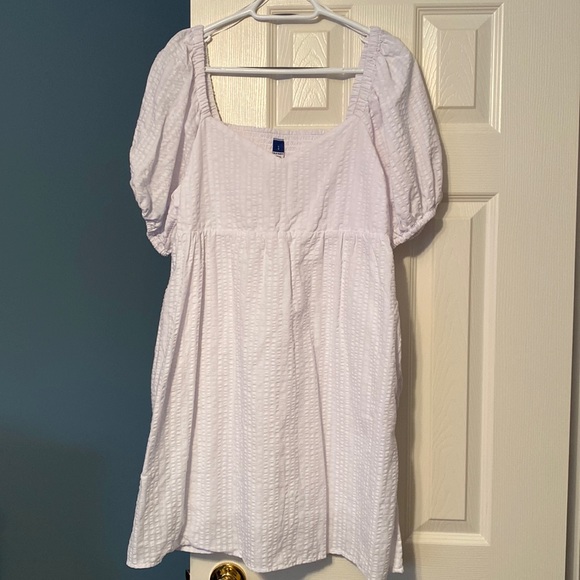 Old navy, large, white - Picture 1 of 2